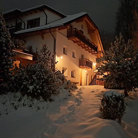 Apartments Im Winkl Brunico Exteriér fotografie