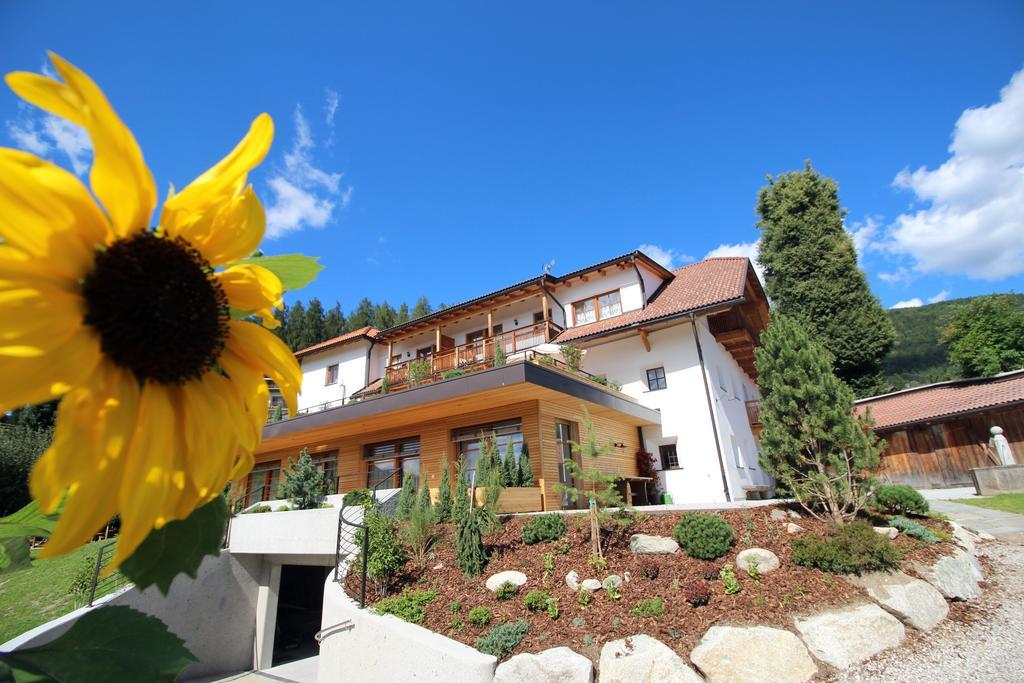 Apartments Im Winkl Brunico Exteriér fotografie